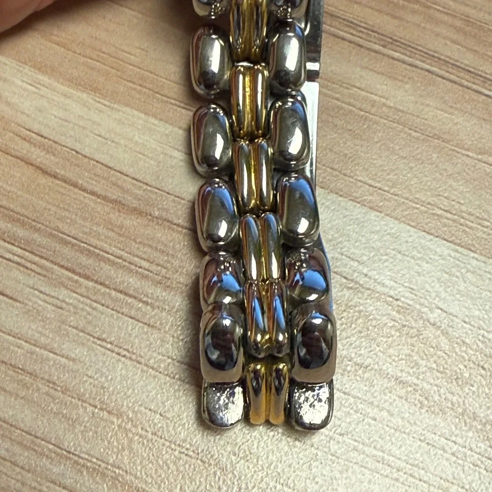 Kathie Lee Two Tone Watch Silver Gold Date Window 77/5051 Quartz Works!